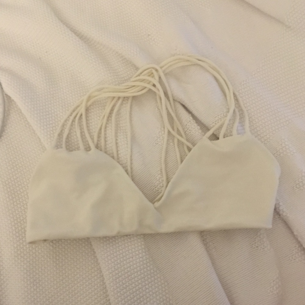Mikoh banyans top bone